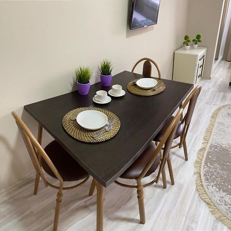 Оригинальная 1 Ком Квартира В Сердце Алматы Apartment Exterior photo